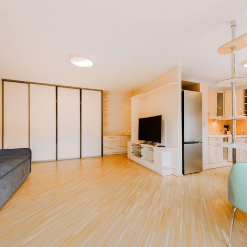 izīrēt īrēt dzīvokli Rīga